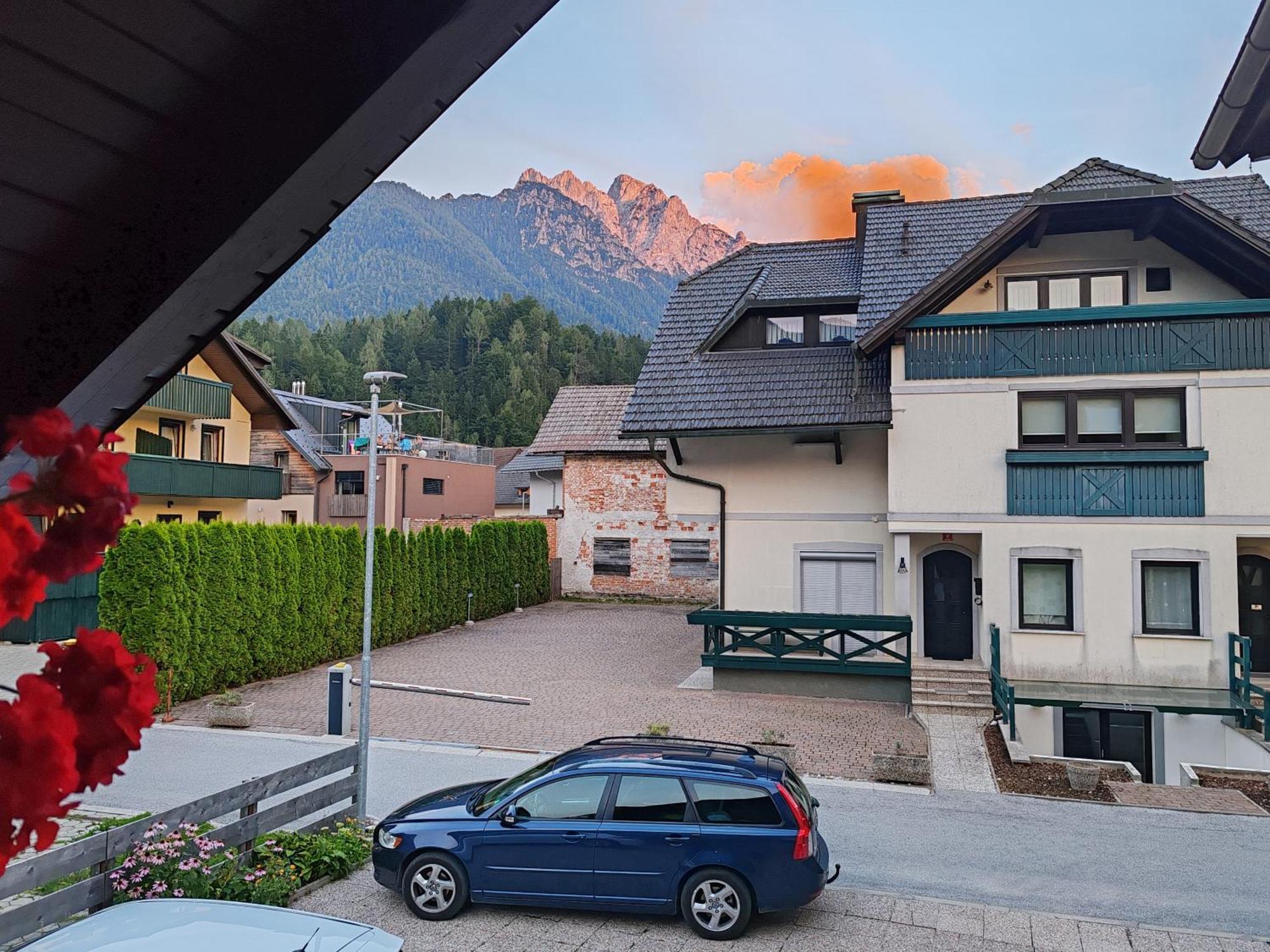Apartments & Rooms Smucka Kranjska Gora Ngoại thất bức ảnh