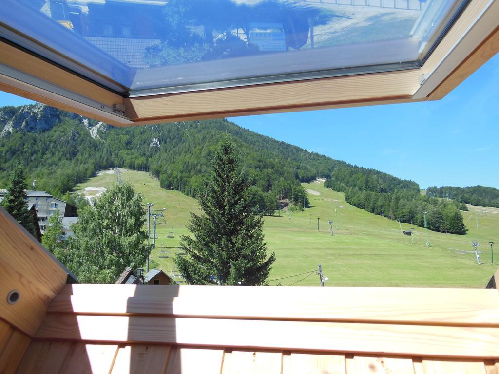Apartments & Rooms Smucka Kranjska Gora Phòng bức ảnh
