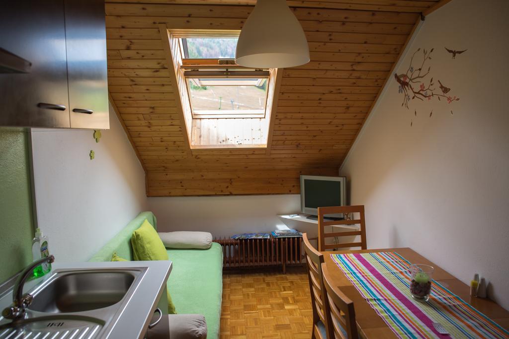 Apartments & Rooms Smucka Kranjska Gora Ngoại thất bức ảnh