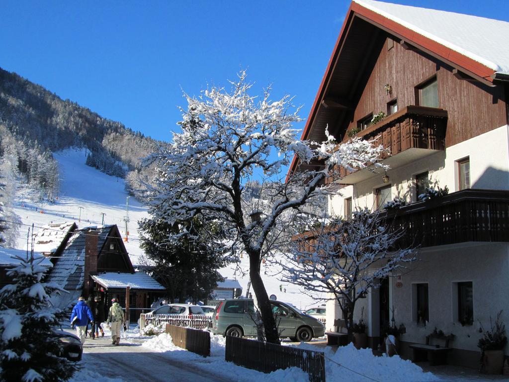 Apartments & Rooms Smucka Kranjska Gora Phòng bức ảnh